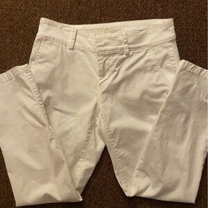 𝅺LOFT white denim jeans in 2P. No stains. Just perfect for looking fresh.